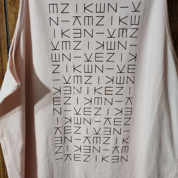 Nike Soft Pink Muscle Tee for Effortless Style - Picture 3 of 8